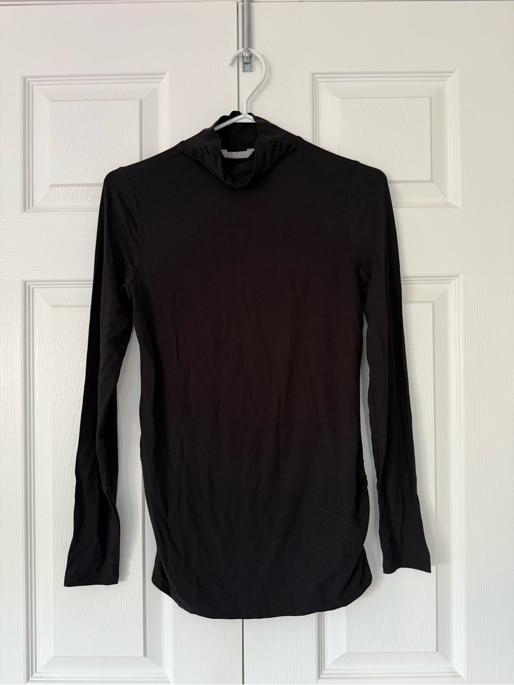 Thyme Maternity Black Long-Sleeve Mockneck Top - Women